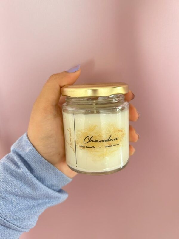 100% Soywax - Chandan Scented Candle